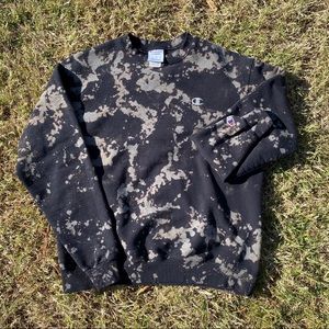 ❗️CUSTOM BLEACH❗️ Champion crewneck sweatshirt